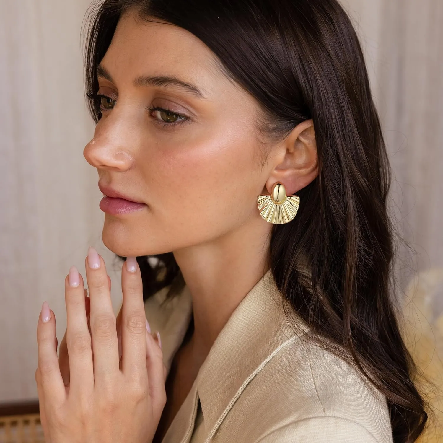 14K Gold Plated Chunky Gold Hoop Earrings, Lightweight Hollow Open Teardrop Earring Trendy Jewelry Gifts for Women, Hypoallergenic