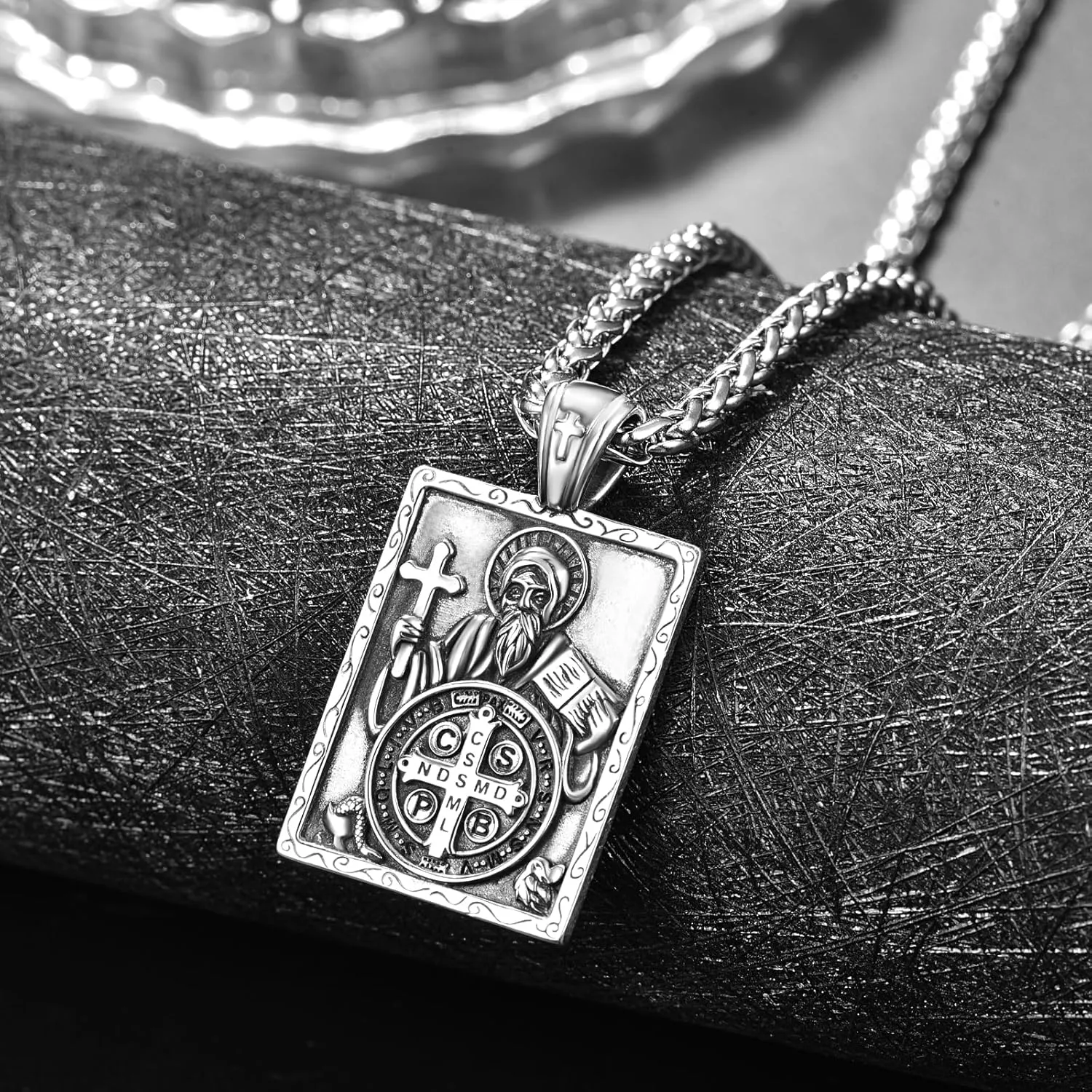 925 Sterling Silver Cross Crucifix Jesus Christ INRI Pendant Necklace for Men Women Medal Christian Religious Necklaces for Mens