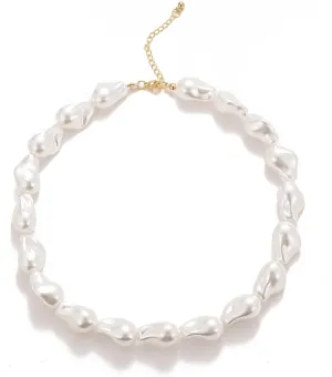 Baroque Pearl Necklace for Women Boho Irregular Pearl Choker Necklace Gold Vintage Pearl Charm Choker Necklace Dainty White Pearl Beaded Necklace Birthday Wedding Jewelry Gifts for Women