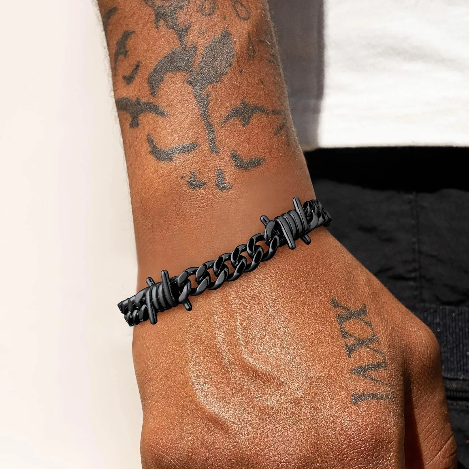 Bestyle Gothic Barbed Wire Bracelets 9mm Stainless Steel Cuban Link Chain Hand Chain Heavy Thicker Barb Wire Gothic Bracelets for Men Women