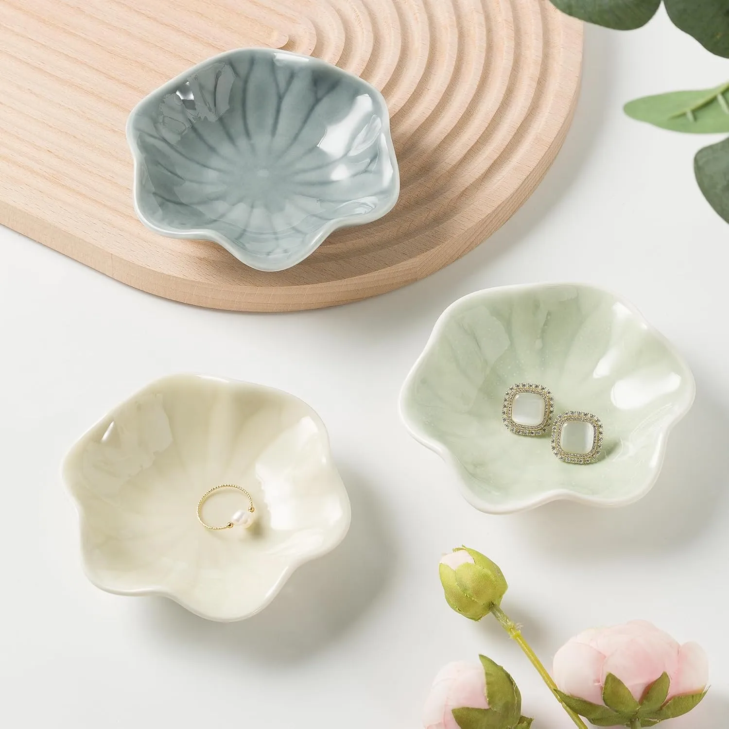 Ceramic Trinket Dish, Ring Tray, Decorative Jewelry Dish for Earrings Necklaces Watch Keys for Women (yellow leaf)