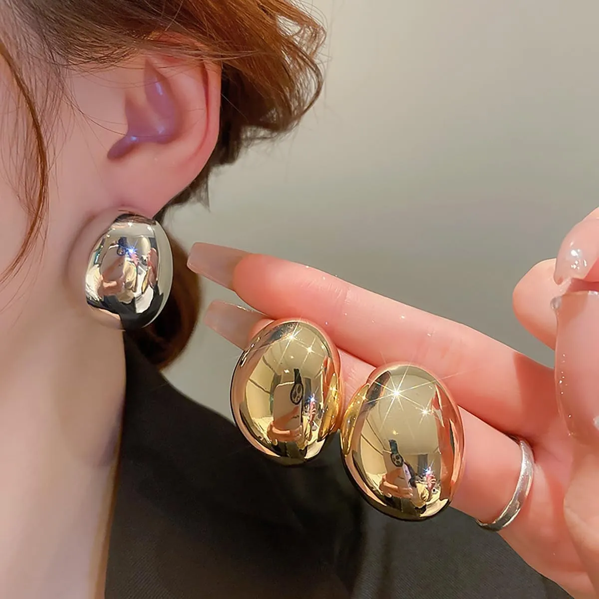 Chunky Gold Round Earrings for Women Lightweight Hypoallergenic Gold Statement Earrings Trendy Teardrop Earrings Vintage Geometric Earrings Dainty Jewelry Gifts