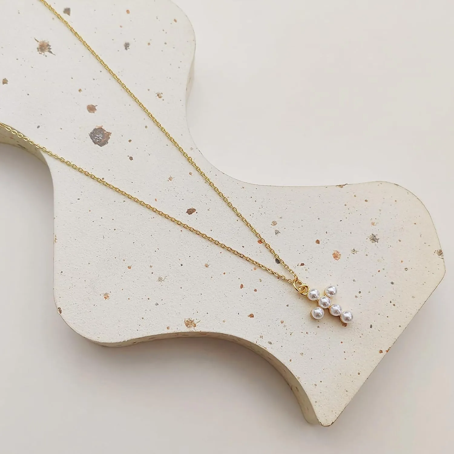 Cross Necklace for Women, Dainty 18K Gold Plated Small Cross Pendant Necklace Simple Gold Cross Necklaces for Women Trendy Gold Jewelry for Women Gift