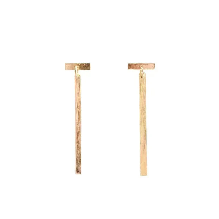 Dangling Bar Post Earrings in Gold