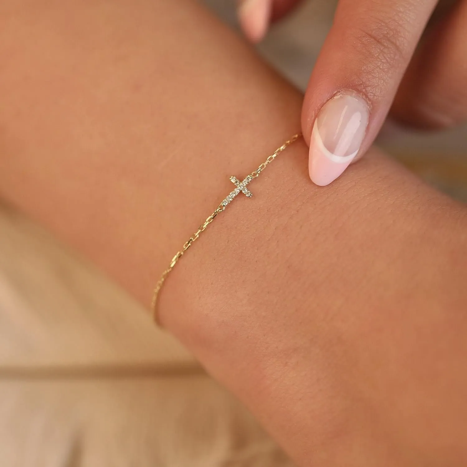 Gold Bracelets for Women,Dainty Gold Cross Bracelet 14K Gold Plated Beaded Bracelets for Women Trendy Bracelet Stack Pearl Bracelet Set Waterproof Chain Bracelet Gold Jewelry for Women Baptism Gifts