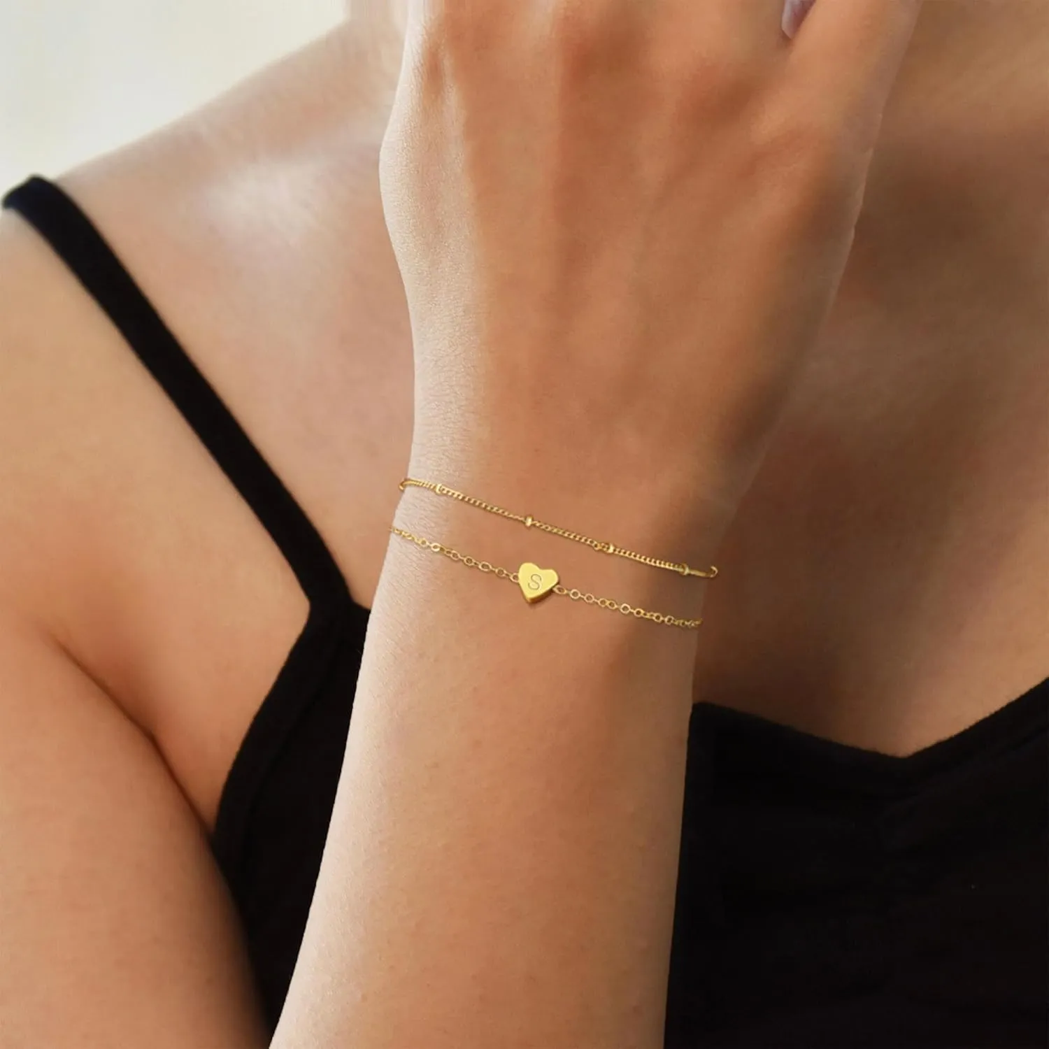 Gold Initial Bracelets for Women Teen Girls, 18K Gold Plated Letter A-Z Initial Bracelet Heart Bracelet Dainty Gold Bracelet for Women Teen Girl Gift Trendy Stuff Jewelry