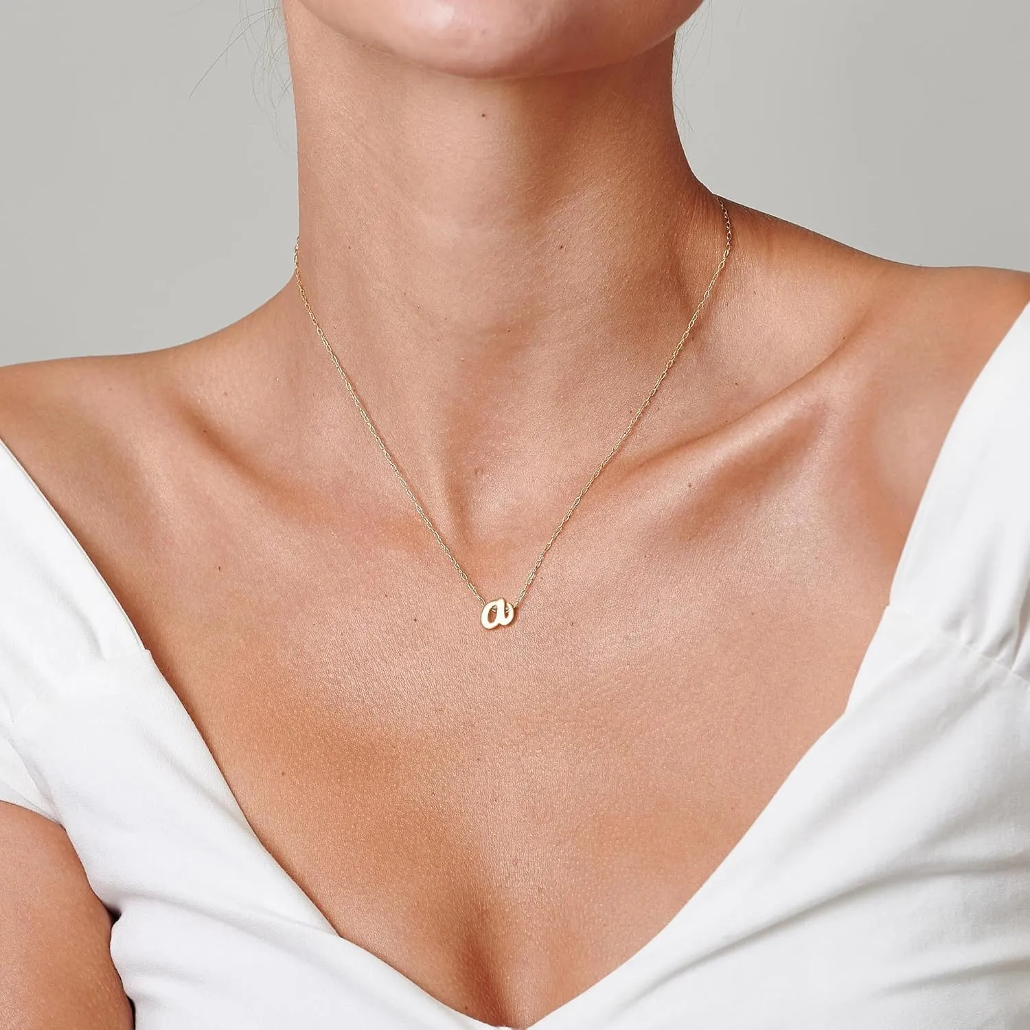 Gold Necklace for Women - 18K Gold Filled Initial Necklace Dainty Gold Initial Necklace Tiny A - Z Pendant Necklace Cute Initial Letter Necklace Gold Jewelry Necklace for Women