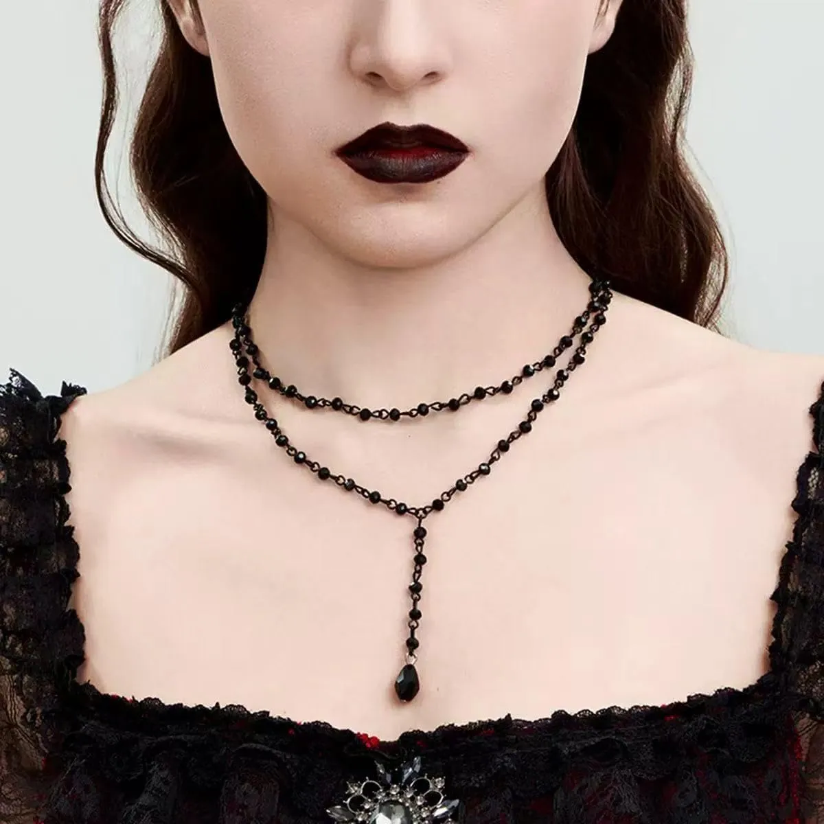 Gothic Layered Black Choker Necklace Vintage Gothic Blood Drop Tassel Pendant Necklaces Punk Y Necklaces Halloween Necklace Jewelry for Women