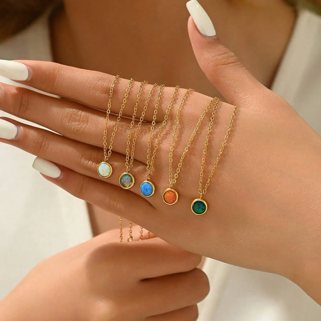 Opal Necklaces for Women Dainty 18K Gold Plated Created Opal Pendant Necklace Simple Round Opal Jewelry Gift