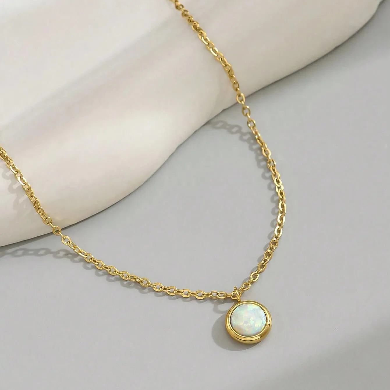 Opal Necklaces for Women Dainty 18K Gold Plated Created Opal Pendant Necklace Simple Round Opal Jewelry Gift