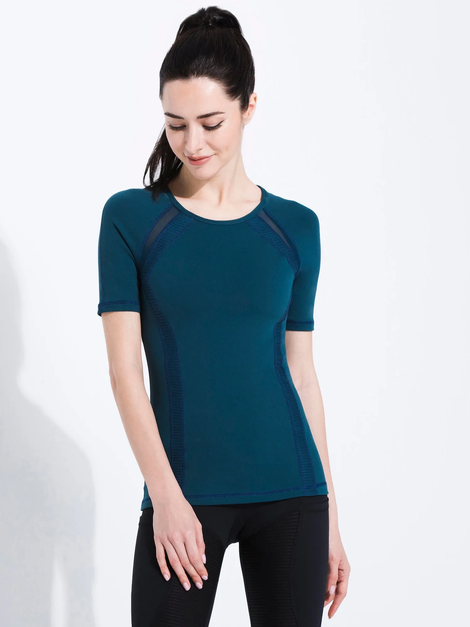 PLEATED MESH TEE, LAKE