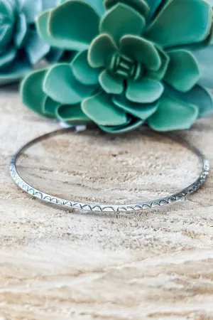 Pointed Etched Silver Bangle