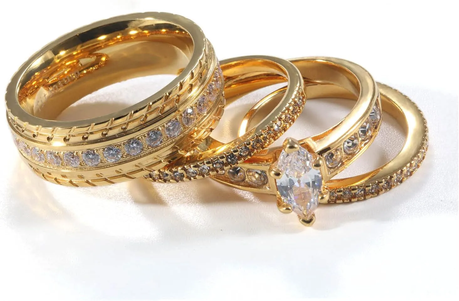 ringheart 2 Rings Yellow Gold Plated His and Hers Rings Couple Rings Cz 3pcs Womens Wedding Ring Sets Titanium Steel Mens Wedding Bands