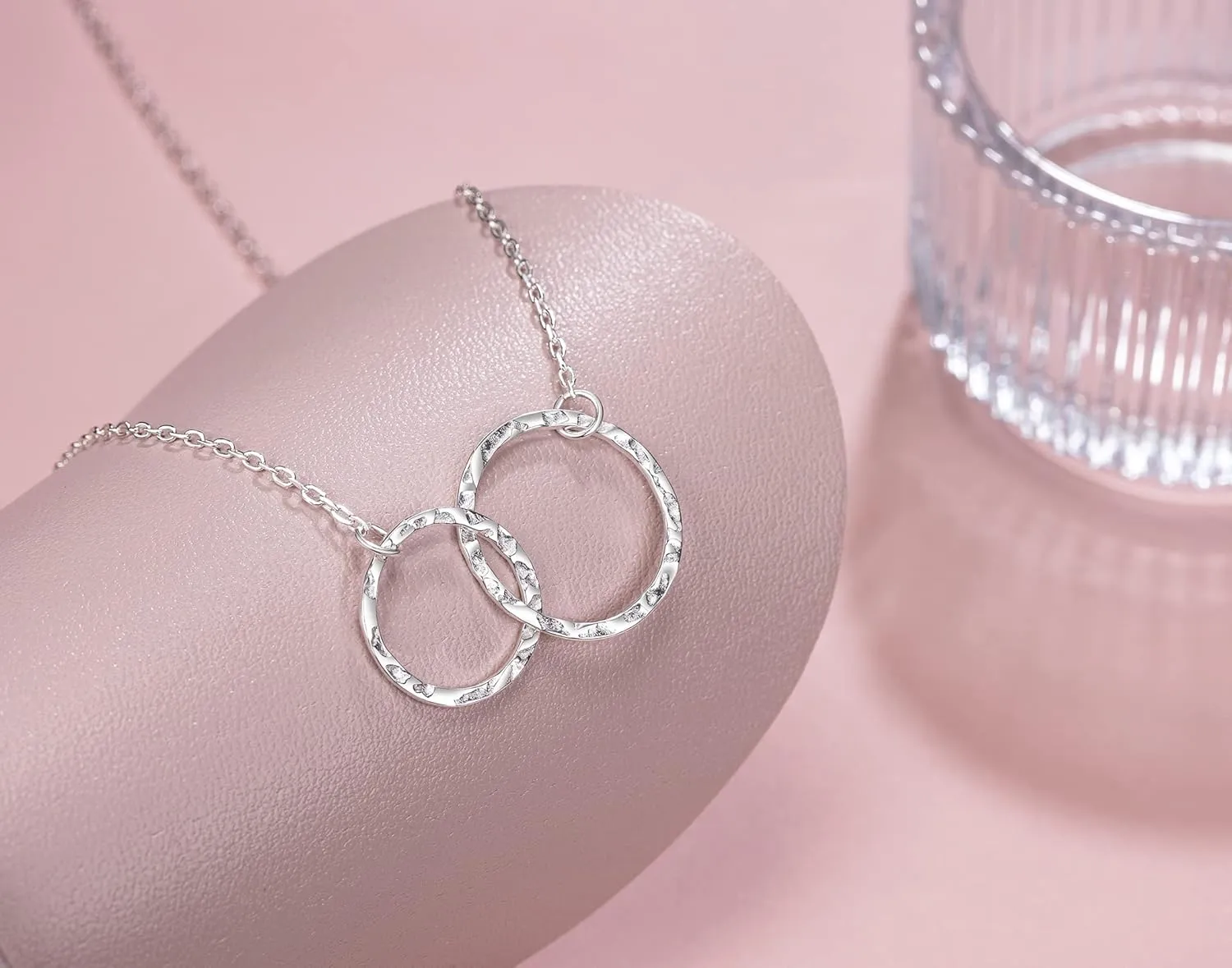 Sister Gifts for Sister Necklaces Sterling Silver Hammered Interlocking Circle Necklace for Sister Birthday Gifts Christmas Holiday Jewelry