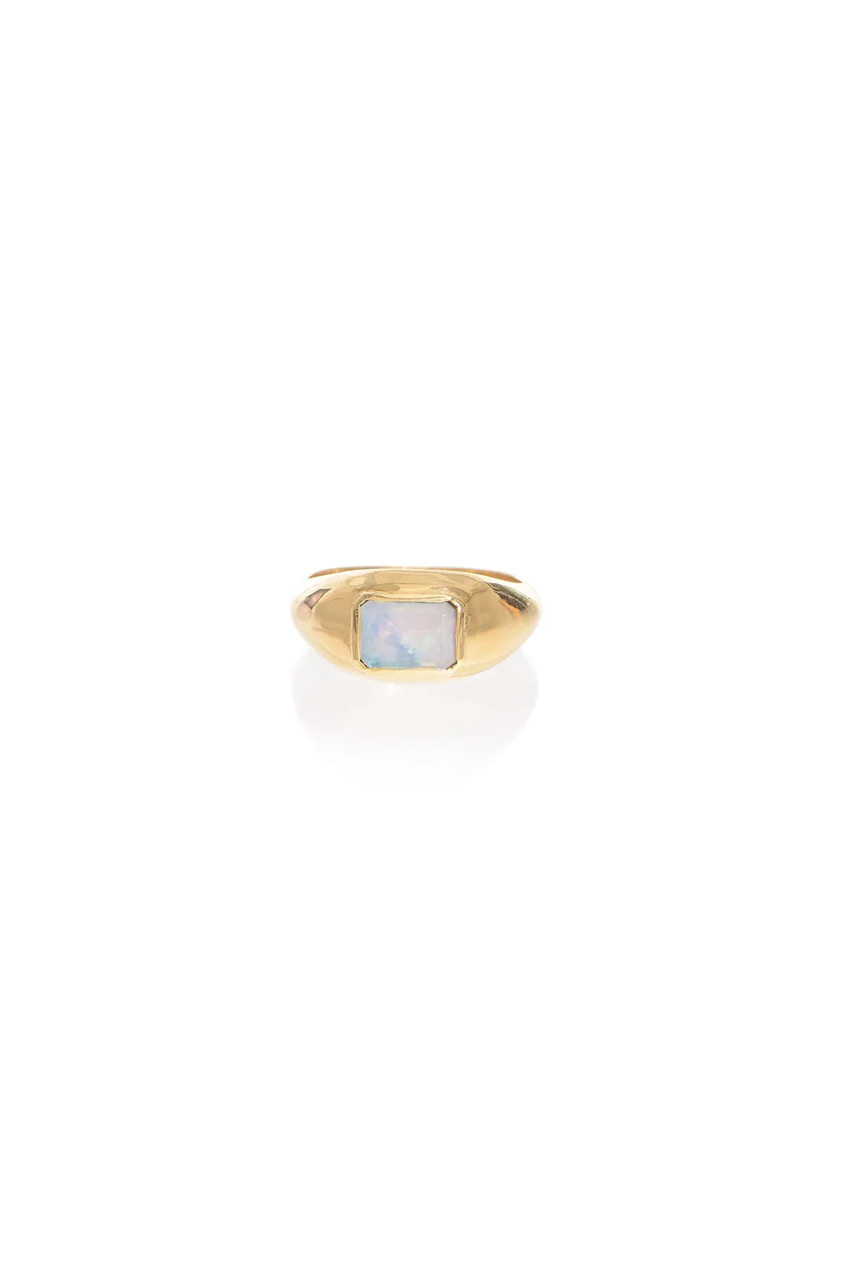 Small Ring in 18K Rose Gold & Mother of Pearl Stone
