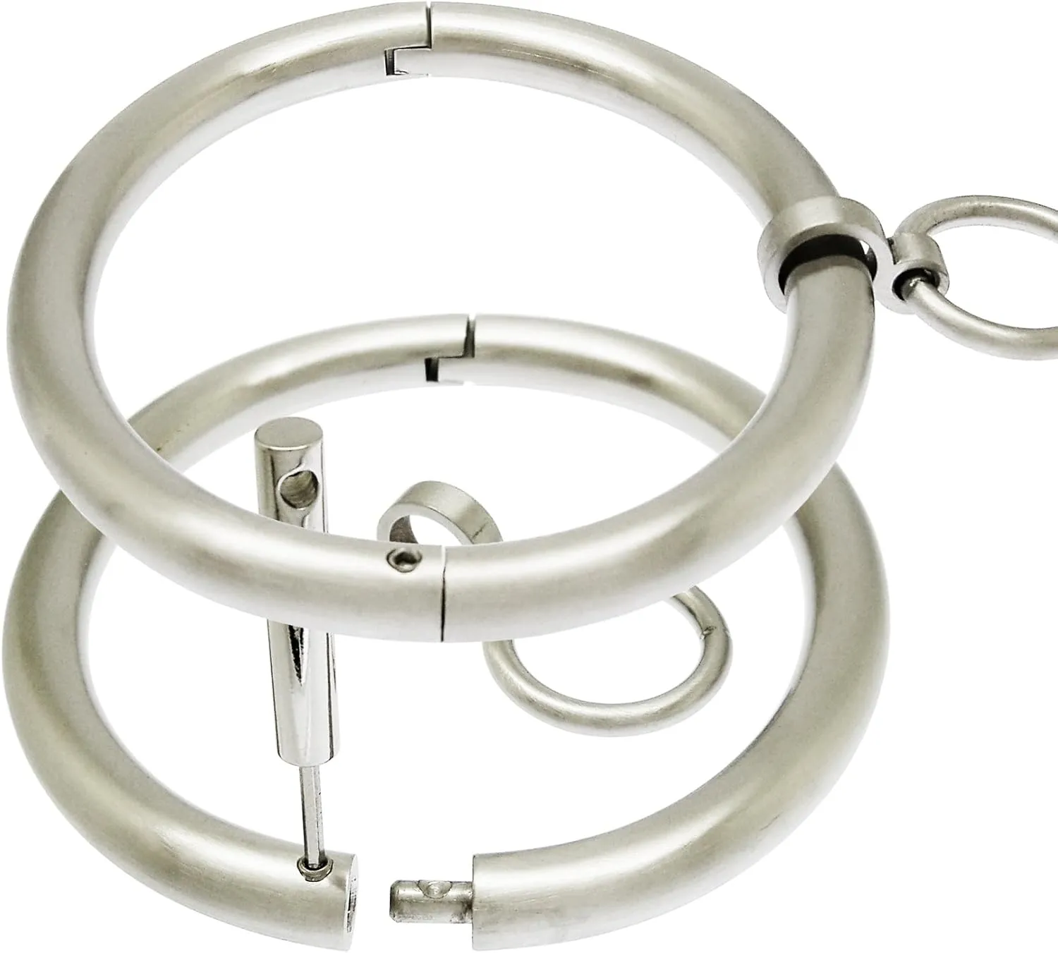 Stainless steel lockable cuff bracelets with removable O ring