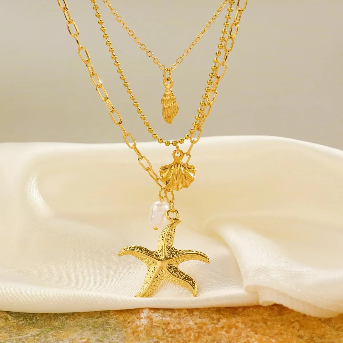 Summer Beach Shell Necklace Layered Pearl Seashell Choker Necklaces Sequins Conch Starfish Beaded Surfer Hawaii Beach Costume for Women