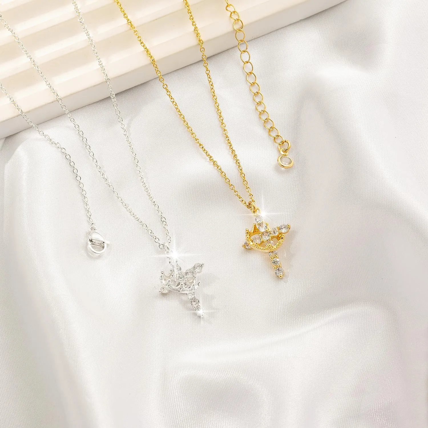 Tewiky Diamond Cross Necklace for women-Dainty 14k Gold Cubic Zirconia Pendant Necklaces Simple Gold Cross Pendant Necklace Cute Tiny Gold Jewelry
