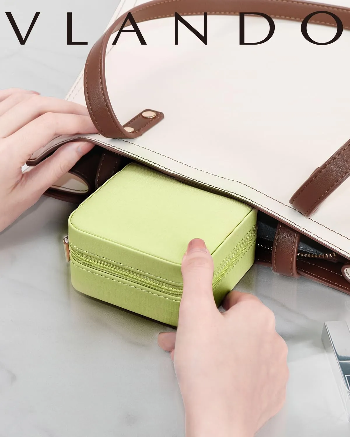 Vlando Small Travel Jewelry Box Organizer - Girls Women Gift Rings Earrings Necklaces Jewelry Storage Display Case Green